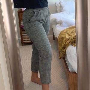 Gray plaid high waisted cropped slacks